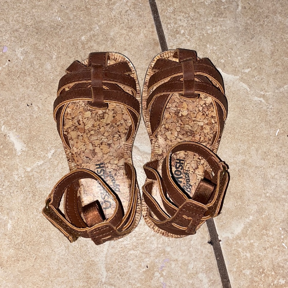OshKosh B’Gosh Girls Sandals (size 6)